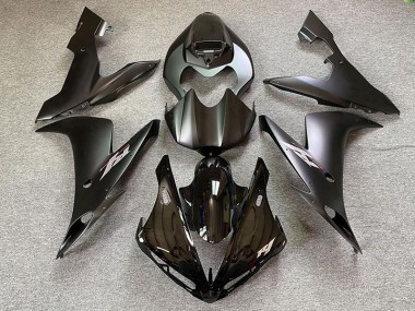 04-06 Style Noir Mat R1 Carénage Moto