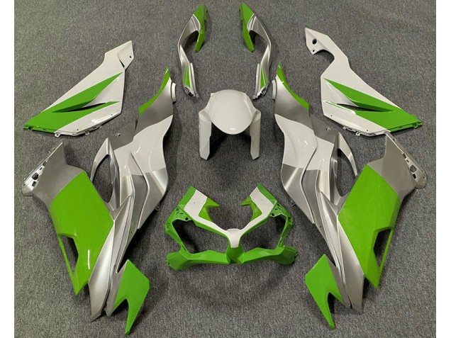 19-23 Vert Blanc & Argent ZX6R Carénage Moto 19-23 Vert Blanc & Argent ZX6R Carénage Moto